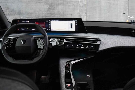 Peugeot 3008 Allure e-DCS 1.2 mHEV