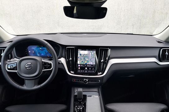 Volvo V60 B4 B Plus Dark aut