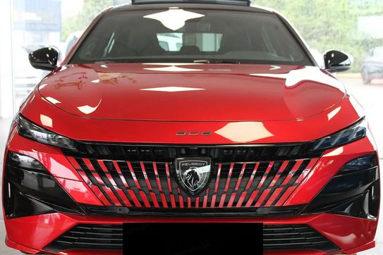Peugeot 308 GT Exclusive S&S e-DCS6 1.2 mHEV