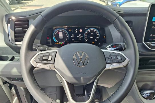 Volkswagen Crafter L4H3 8AT