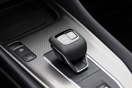 Nissan Qashqai N-Connecta Xtronic 1.3 DIG-T mHEV