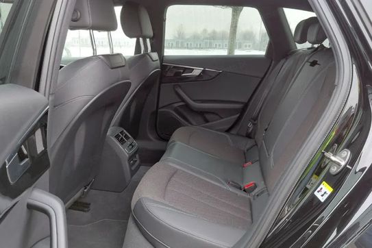 Audi A4 Avant 40 TFSI