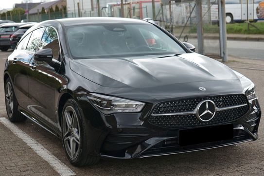 Mercedes CLA 200 AMG Line Shooting Brake