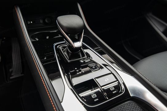 MG HS 1.5T HEV+ Exclusive aut