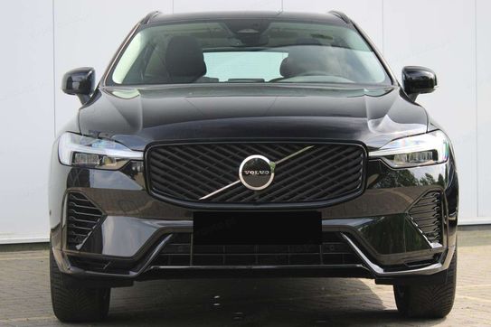 Volvo XC60 B5 AWD Plus Dark