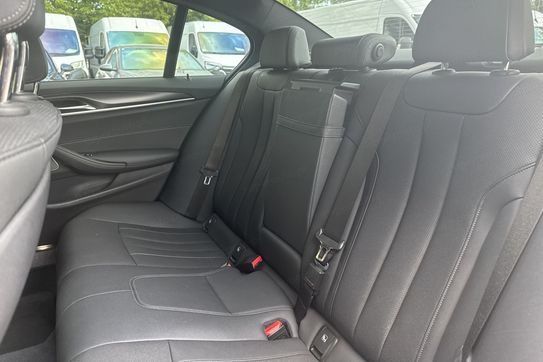 BMW Seria 5 520d xDrive M Sport