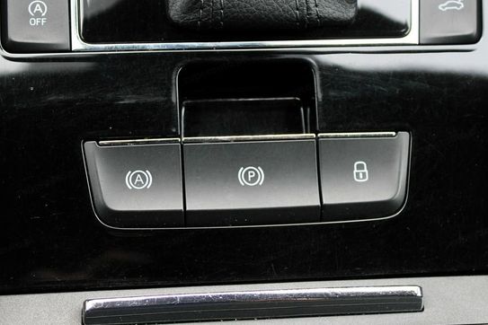 Skoda Superb 2.0 Tdi Scr Style Dsg
