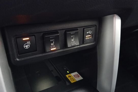 Toyota Corolla Cross 2.0 Hybrid Premiere Edition AWD