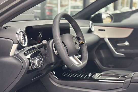 Mercedes Klasa A 200 AMG Line