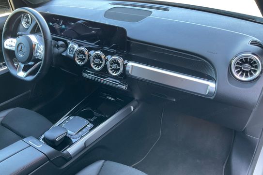 Mercedes GLB 200 AMG Line