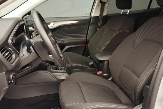 Ford Focus 1.0 Ecoboost Mhev Titanium x