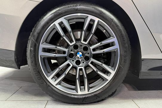 BMW Seria 5 520d xDrive M Sport
