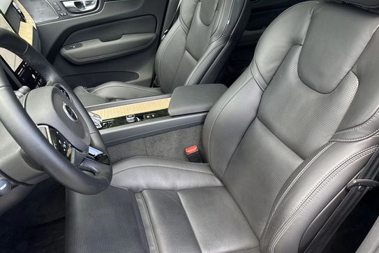 Volvo XC60 B5 B AWD Ultra Dark aut