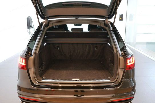 Audi A4 45 TFSI mHEV quattro S tronic