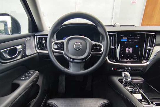 Volvo V60 T6 AWD Plug-In Hybrid Ultra Bright aut