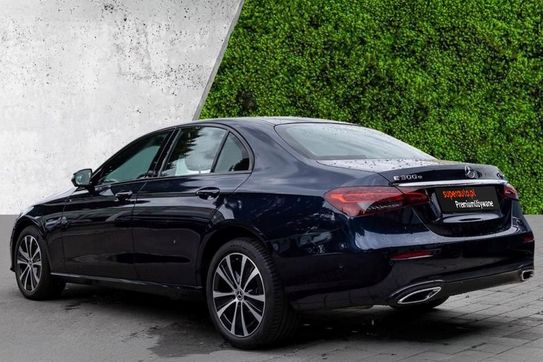 Mercedes E Klasa E 300 e 4-Matic Avantgarde