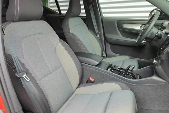 Volvo XC40 B3 Plus Dark