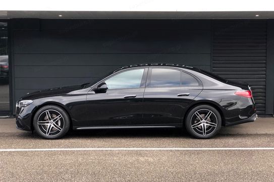 Mercedes Klasa E 220 d  4-Matic AMG