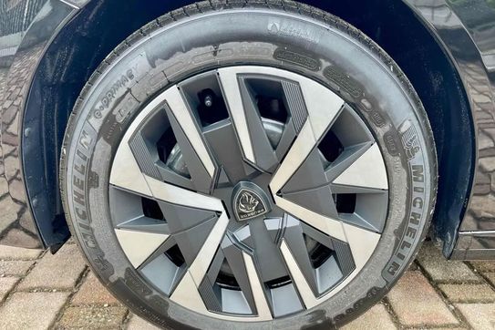 Peugeot 208 Style e-DCS6 1.2 mHEV