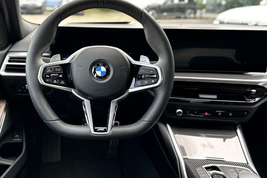 BMW Seria 3 330d xDrive M Sport