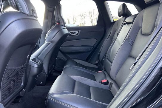 Volvo XC60 B4 B R-Design aut