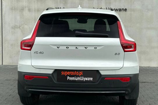 Volvo XC40 B3 Plus Dark