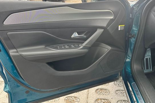 Peugeot 408 GT 1.6 Plug-In Hybrid  EAT8