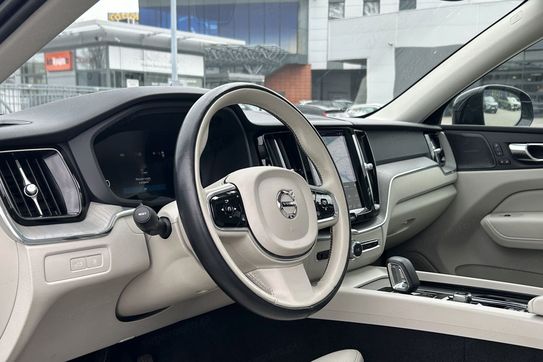 Volvo XC60 T8 Plug-In Hybrid AWD Plus Bright aut
