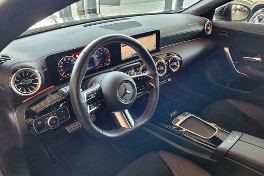 Mercedes CLA 200 AMG Line Shooting Brake