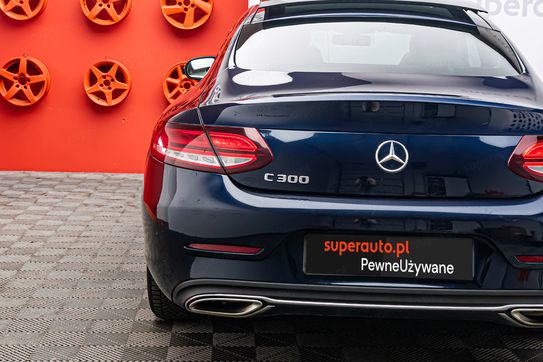 Mercedes Klasa C C 300 9G-TRONIC