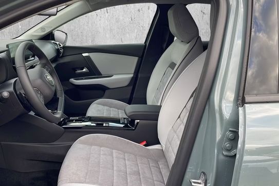 Citroen C4 Max eDCT6 1.2 mHEV