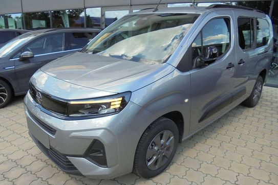 Opel Combo XL L2H1 EAT8