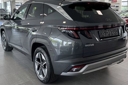 Hyundai Tucson 1.6 T-GDi HEV Executive 2WD aut