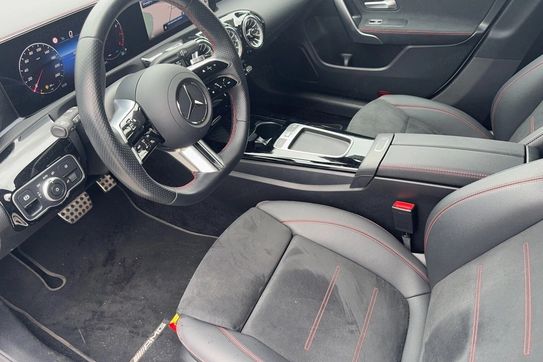 Mercedes CLA Shooting Brake 180 AMG Line