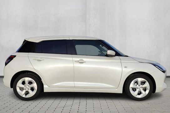 Suzuki Swift Dualjet SHVS Premium Plus CVT