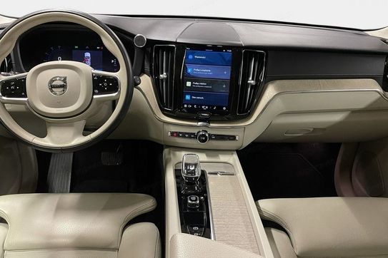Volvo XC60 B4 B Momentum Pro