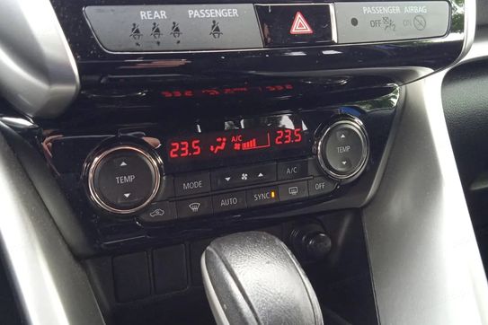 Mitsubishi Eclipse Cross 1.5 T GPF  Invite Plus CVT