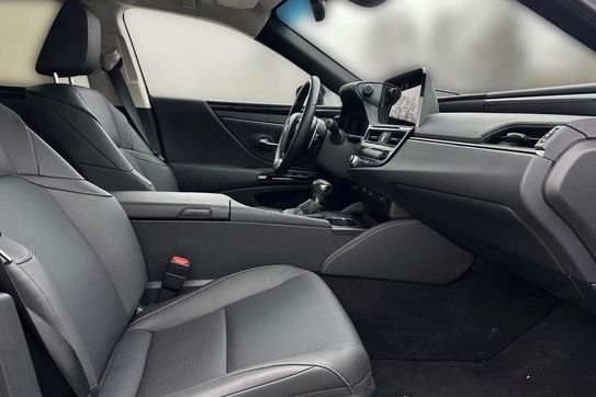 Lexus ES 300h Business Edition