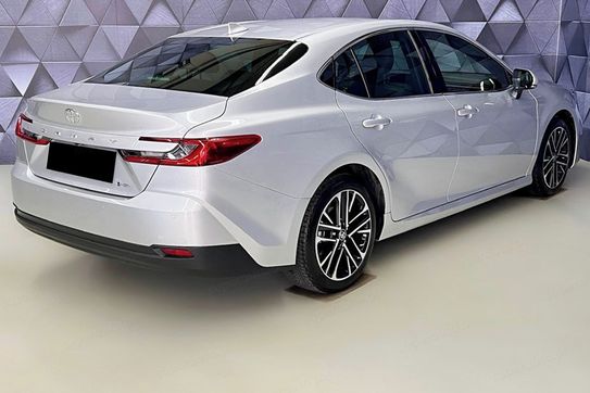 Toyota Camry Executive 2.5 Hybrid Dynamic Force