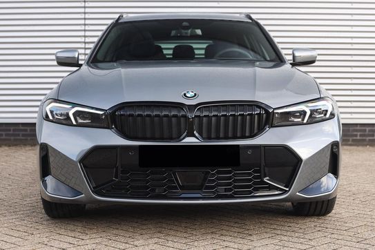 BMW Seria 3 Touring 320d xDrive M Sport