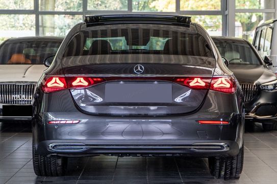 Mercedes E Klasa 220 d 4-Matic Exclusive