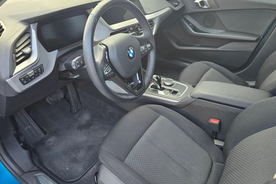 BMW Seria 1 118i Advantage