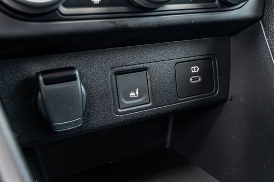 Dacia Jogger Extreme+ 7-miejsc 1.6 Full Hybrid
