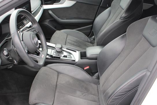 Audi A4 35 TFSI mHEV