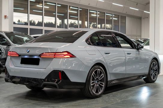 BMW Seria 5 520d xDrive M Sport