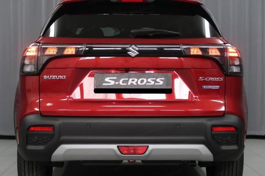 Suzuki S-Cross 1.4 SHVS Elegance 4WD