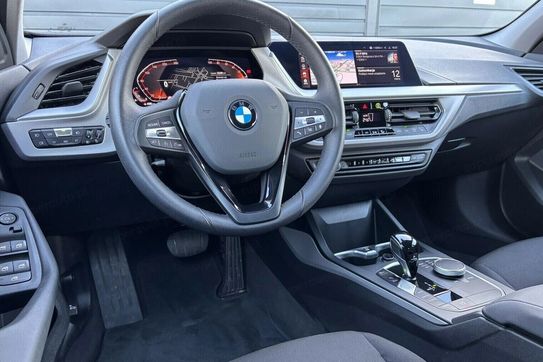 BMW Seria 1 118i Advantage aut