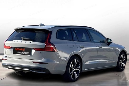 Volvo V60 B4 D Plus Dark