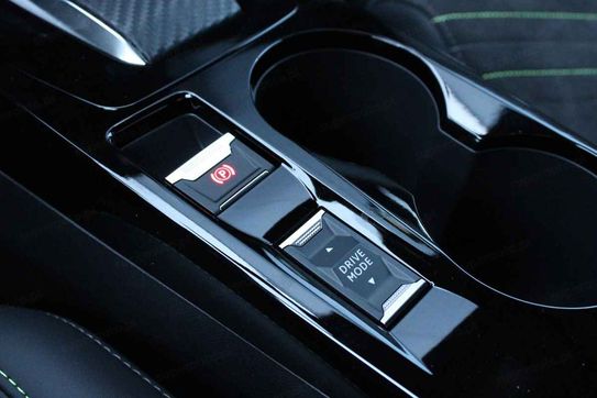 Peugeot 208 GT eDCS 1.2 mHEV