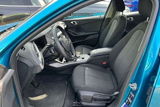 BMW Seria 1 118i aut